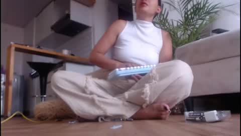Tamara online show from May 8, 3:50 pm