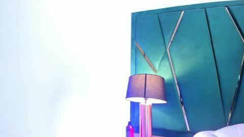 Snapshot of tamara_myller1 chatting on February 21, 3:43 pm Tamara online show from February 21, 3:43 pm