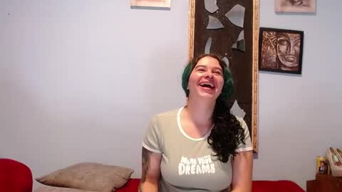 Snapshot of tamara_reyna chatting on April 22, 9:38 pm Tammy Modelo independiente YEAH online show from April 22, 9:38 pm