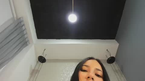 Snapshot of tamara_ssummer chatting on July 2, 1:39 pm tamara_ssummer online show from July 2, 1:39 pm