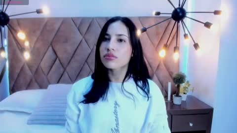 Snapshot of tamara_ssummer chatting on July 31, 1:43 pm tamara_ssummer online show from July 31, 1:43 pm