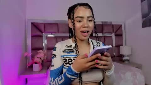 Snapshot of tamararose11 chatting on October 10, 12:09 am Tami online show from October 10, 12:09 am