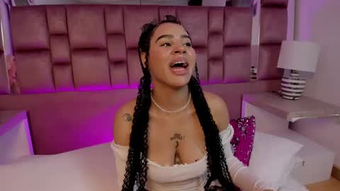 Snapshot of tamararose11 chatting on October 11, 11:03 pm Tami online show from October 11, 11:03 pm