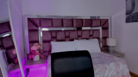 Snapshot of tamararose11 chatting on October 15, 10:21 pm Tami online show from October 15, 10:21 pm