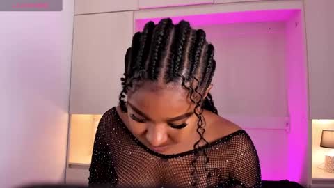 Tami online show from December 14, 4:20 pm