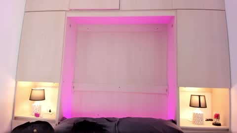 Tami online show from February 6, 5:51 pm