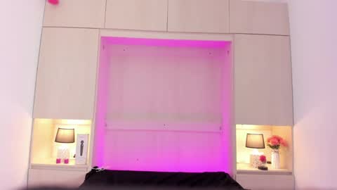 Tami online show from February 22, 3:25 pm