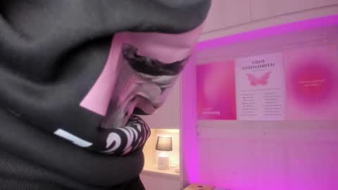 Tami online show from October 12, 1:21 pm