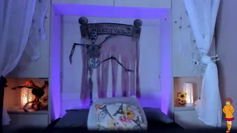 Tami online show from October 18, 8:20 pm