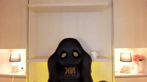 Tami online show from October 28, 8:00 pm