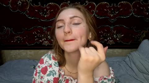 Snapshot of tamarjurgenson chatting on April 2, 4:37 pm Tamara online show from April 2, 4:37 pm