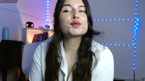 Snapshot of tami_ramirez__ chatting on January 11, 7:17 am Tami online show from January 11, 7:17 am