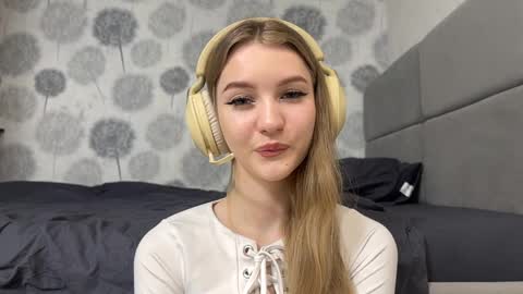 Snapshot of tammieprotano chatting on April 4, 12:13 pm Melissa online show from April 4, 12:13 pm