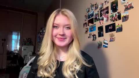 Snapshot of tammievaghn chatting on February 2, 1:10 pm Amy online show from February 2, 1:10 pm