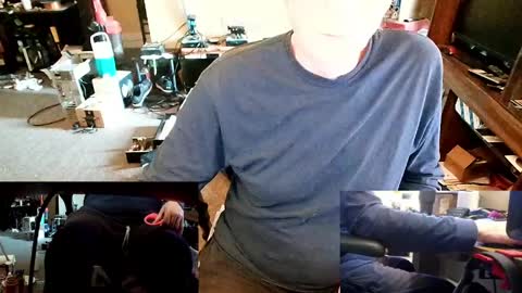 Snapshot of tammitatas chatting on April 3, 7:12 pm TammiTatas online show from April 3, 7:12 pm