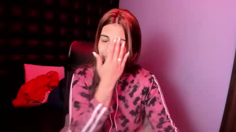 Snapshot of tammy_blackk chatting on September 15, 3:28 am Tammy Blackk online show from September 15, 3:28 am