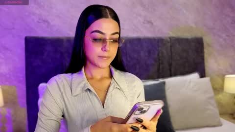 Snapshot of tammy_greyyx chatting on February 27, 3:17 am tammy_greyyx online show from February 27, 3:17 am