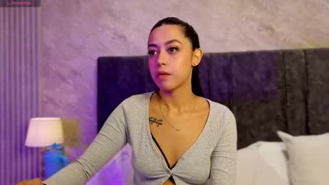 Snapshot of tammy_greyyx chatting on March 4, 2:50 am tammy_greyyx online show from March 4, 2:50 am