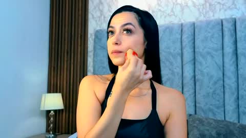 Snapshot of tammy_greyyx chatting on April 25, 10:18 pm tammy_greyyx online show from April 25, 10:18 pm
