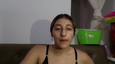 tammys4 online show from May 16, 8:29 pm