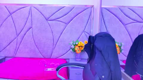 Tammy online show from November 14, 4:22 am