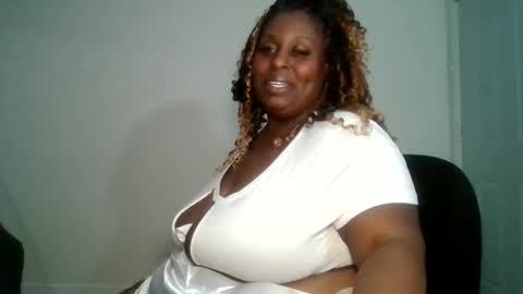 Tamya Jay online show from February 6, 3:20 pm