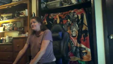 Snapshot of tandjl chatting on September 24, 1:31 am TANDAA online show from September 24, 1:31 am