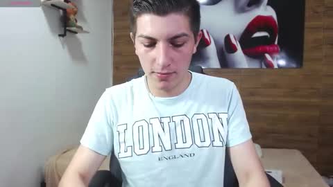 Snapshot of taner_king chatting on October 19, 2:56 am TANER online show from October 19, 2:56 am