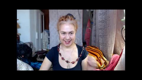 Milena online show from December 5, 6:21 am