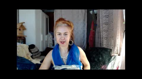 Milena online show from December 8, 9:35 am