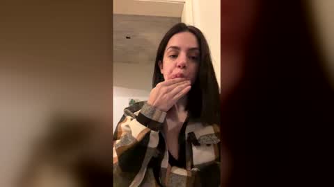 Snapshot of taniatalisha chatting on May 12, 1:58 am taniatalisha online show from May 12, 1:58 am