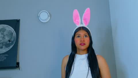 T A N I A  online show from March 30, 12:50 pm