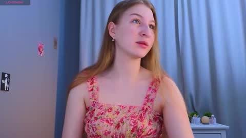 Angela and Victoria online show from February 1, 4:22 am