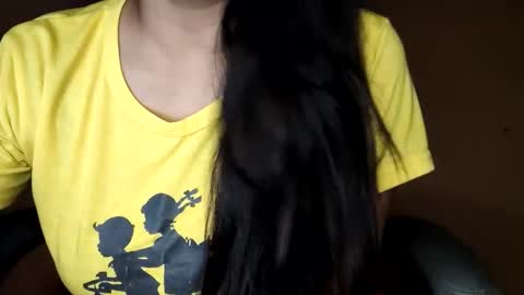 Snapshot of taniya197711 chatting on October 2, 7:54 pm taniya197711 online show from October 2, 7:54 pm