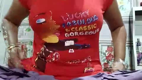 Snapshot of taniya_roy4628 chatting on March 22, 2:31 pm taniya_roy4628 online show from March 22, 2:31 pm