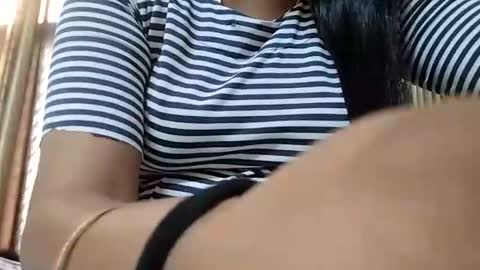 Snapshot of taniya_roy4628 chatting on March 31, 2:13 am taniya_roy4628 online show from March 31, 2:13 am