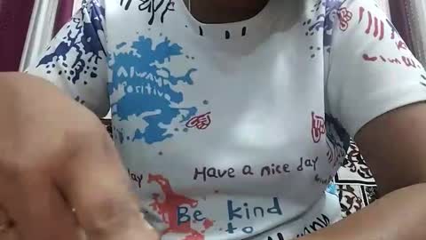 Snapshot of taniya_roy4628 chatting on April 3, 1:36 am taniya_roy4628 online show from April 3, 1:36 am