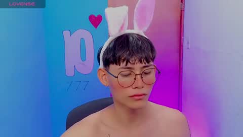 Andres online show from May 16, 6:07 pm
