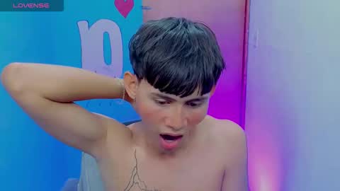 Andres online show from May 17, 5:42 pm