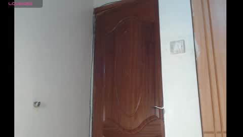 tania online show from February 1, 9:24 pm