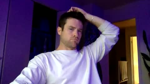 Dr. Love online show from February 10, 11:23 pm