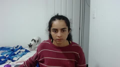 Angeline  Follow  online show from January 15, 2:27 am