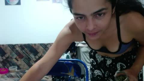 Angeline  Follow  online show from May 16, 12:07 am