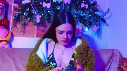    online show from December 4, 1:59 am