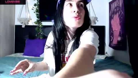 Tara online show from December 10, 4:06 pm