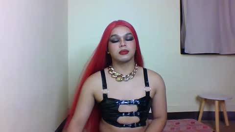 Snapshot of tarahriches chatting on December 7, 8:16 pm tarahriches online show from December 7, 8:16 pm