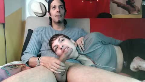 Snapshot of tarian_xxx chatting on April 24, 7:22 am T J online show from April 24, 7:22 am