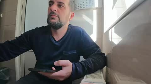 Snapshot of tarkan198 chatting on January 15, 9:56 am tarkan198 online show from January 15, 9:56 am