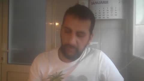 Snapshot of tarkan198 chatting on January 17, 2:50 pm tarkan198 online show from January 17, 2:50 pm