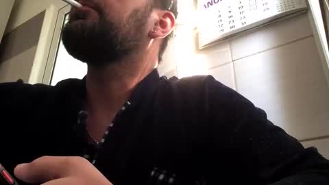 Snapshot of tarkan198 chatting on January 18, 7:38 am tarkan198 online show from January 18, 7:38 am